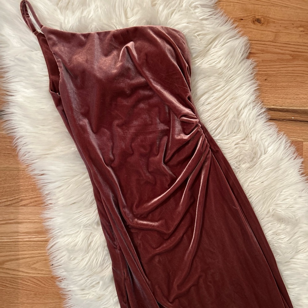 Reverly bridesmaid dress- velvet- color- dusty rose